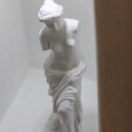 Azzure Horizon Pollonia