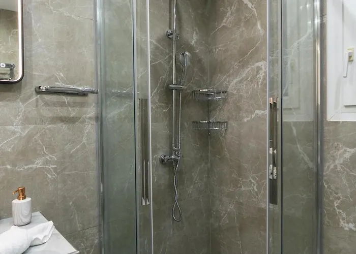 Azzure Horizon * Pollonia