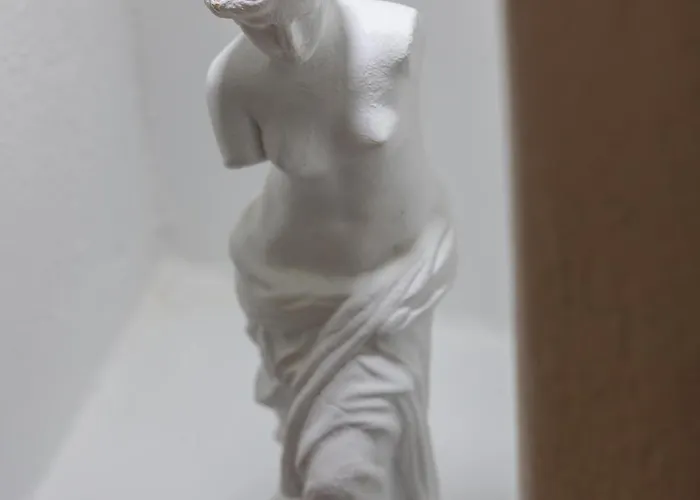 Azzure Horizon Pollonia